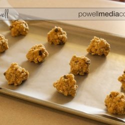 Chocolate Chip Oatmeal Cookies