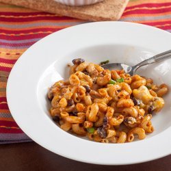 Cheesy Macaroni Chili