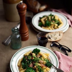 Arugula and Walnut Pesto with Penne