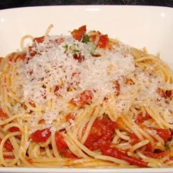 Pasta With Fresh Tomato Sauce