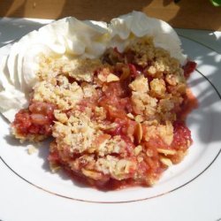 Strawberry and Rhubarb Crumble