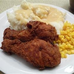 Fried Chicken with Creamy Gravy