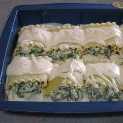 Lasagna Alfredo Roll Ups