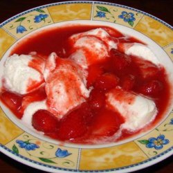 Warm Strawberries in Strawberry Sauce for Ice Cream