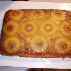 Poohrona's Pineapple Upside-Down Cake
