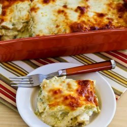 Green Chile and Chicken Enchilada Casserole