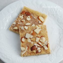 Almond-Cinnamon Bars