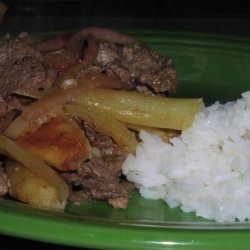 Lomo Saltado (Peruvian Beef and Potato Stir Fry)