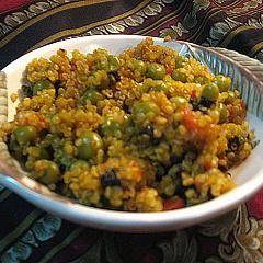 Spanish Quinoa With Figs and Pimientos