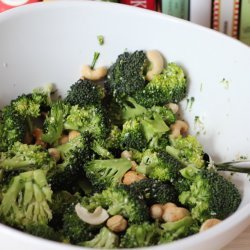 Broccoli With Cashews