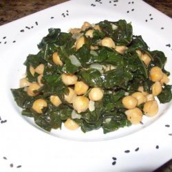 Indian-Spiced Kale & Chickpeas