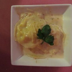 Crab & Shrimp Ravioli With Saffron Cream Sauce