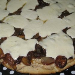 Caramelized Onion Pizza With Cream Cheese Sauce