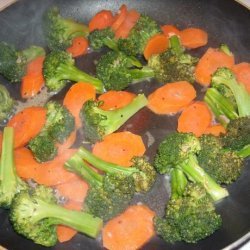 Broccoli With a Garlic and Lemon Dressing