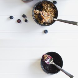 Blueberry Breakfast Crisp