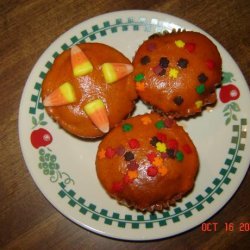 Autumn Spice Cupcakes With Pumpkin-Spice Frosting