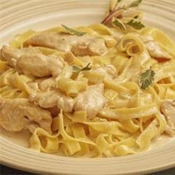 Slow Cooker Chicken Alfredo