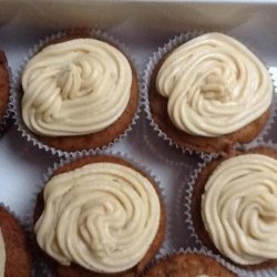 Sticky Date Cupcakes With Caramel Icing