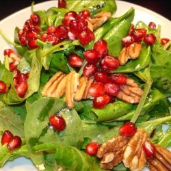 Arugula Salad With Pomegranate and Toasted Pecans