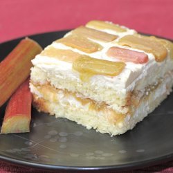 Rhubarb Tiramisu