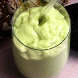 Avocado, Pineapple and Apricot Smoothie