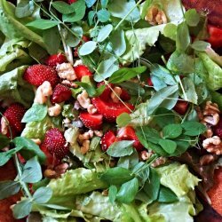 Strawberry Salad With Cinnamon Vinaigrette