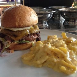 Cheeseburger Chili Mac and Cheese