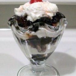 Plum Parfaits With Mascarpone Whipped Cream