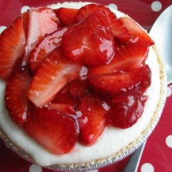 No Bake Strawberry Cheesecake Tarts (Light)