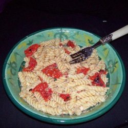 Rigatoni With Red Pepper, Almonds, and Bread Crumbs