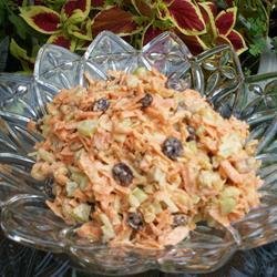 A Different Carrot Raisin Salad