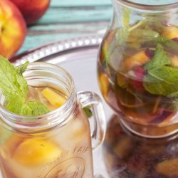 Peach and Mint Iced Tea