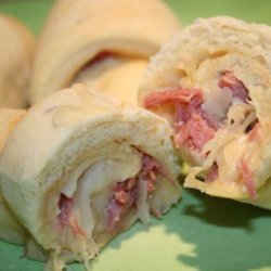 Easy Rolled Crescent Reubens