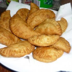 Cheesiest Fried Chicken Empanadas With Queso Dip