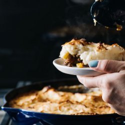 Roasted Garlic Potatoes With Cheese