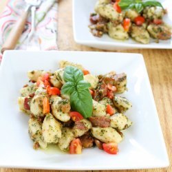 Gnocchi With Bacon and Tomatoes