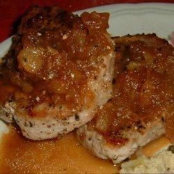 Pork Chops With Golden Applesauce