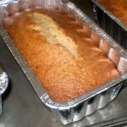 Super Applesauce Bread