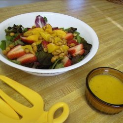 Tossed Salad With Peachy Vinaigrette
