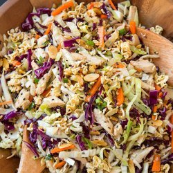 Asian Ramen Salad with Chicken