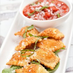 Fried Ravioli With Marinara