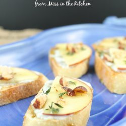 Blue Cheese Crostini