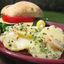 Light Summer Potato Salad - Leichter Kartoffelsalat