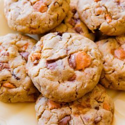 Peanut Butterfinger Chunk Cookies