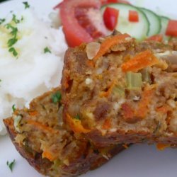 Crunchy Vegetarian Nut Loaf