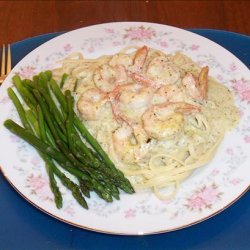 Creamy Pesto Shrimp With Linguine