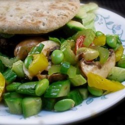 Fresh Edamame Vegetable Salad