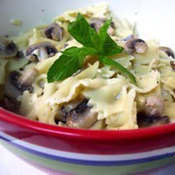 Mushroom Mint Pasta Salad