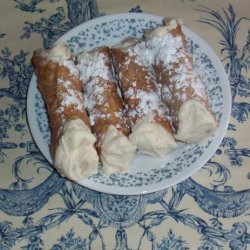 Cannoli Shells and Ricotta Cream Filling