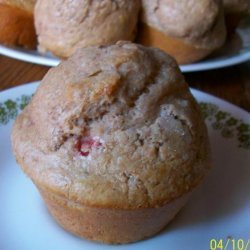 Fresh Strawberry Muffins